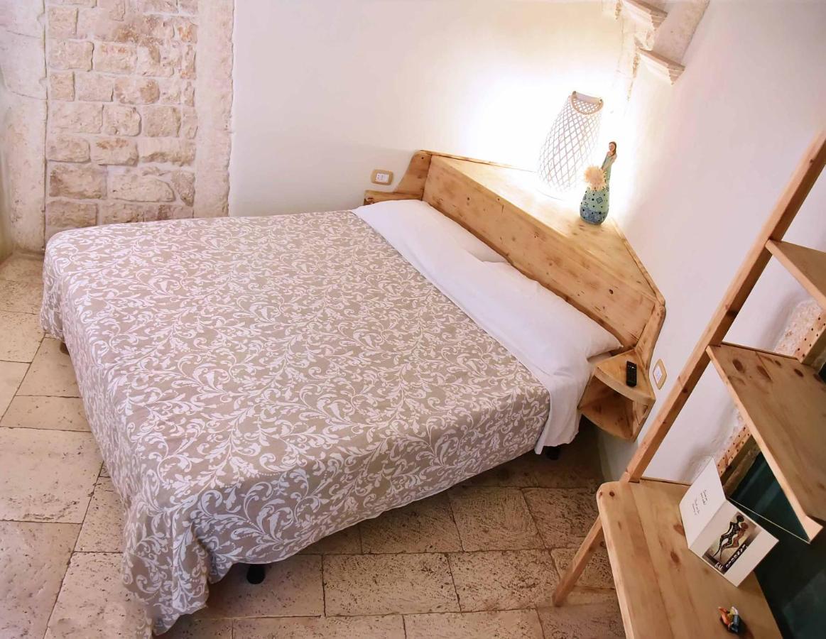 L'Angolo Di Gaudi, Alcoba Blanca Putignano Buitenkant foto