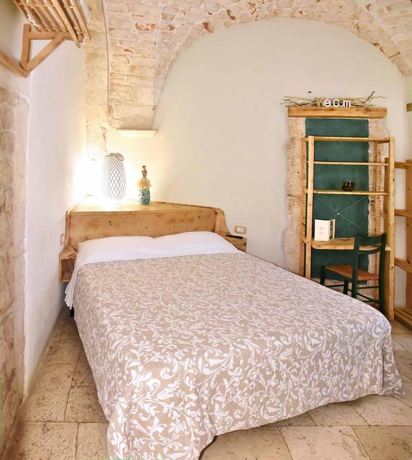 L'Angolo Di Gaudi, Alcoba Blanca Putignano Buitenkant foto