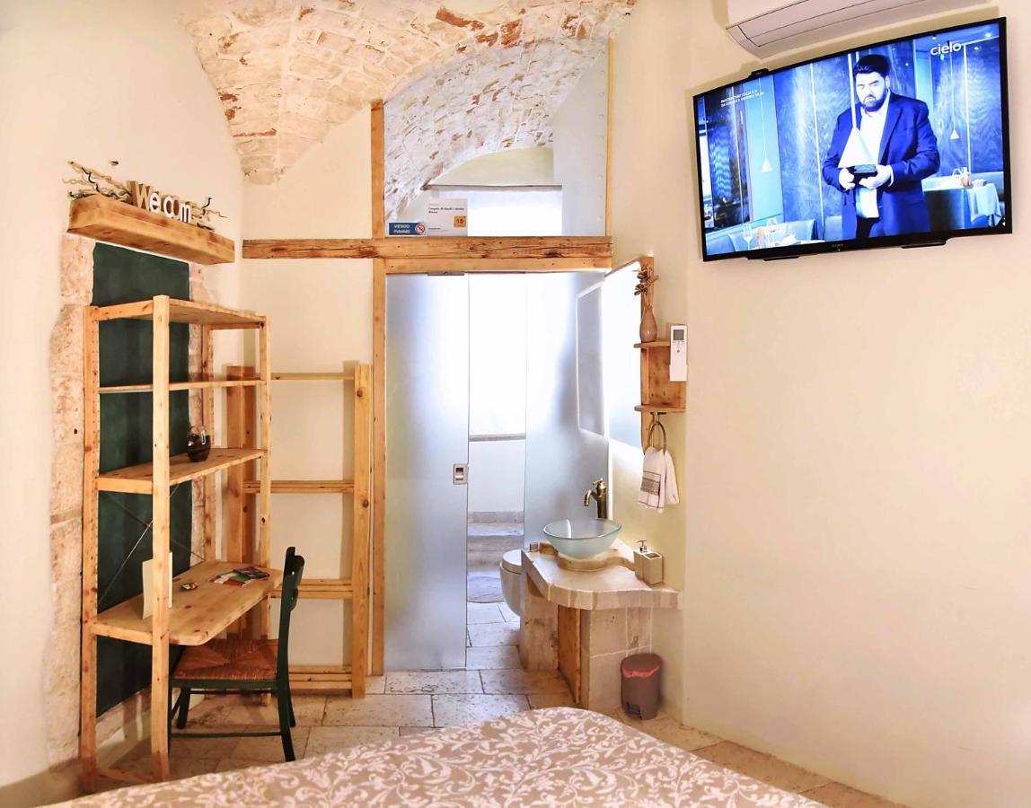 L'Angolo Di Gaudi, Alcoba Blanca Putignano Buitenkant foto